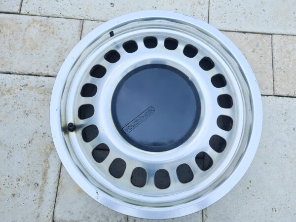 Center caps for Audi winter wheels 16